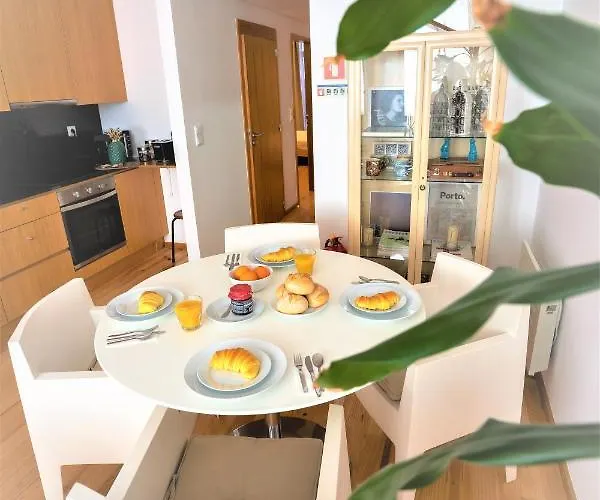 Downtown Relaxed With Private Yard Appartement Oporto