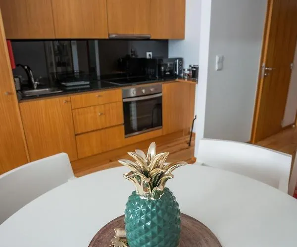 Downtown Relaxed With Private Yard Apartment