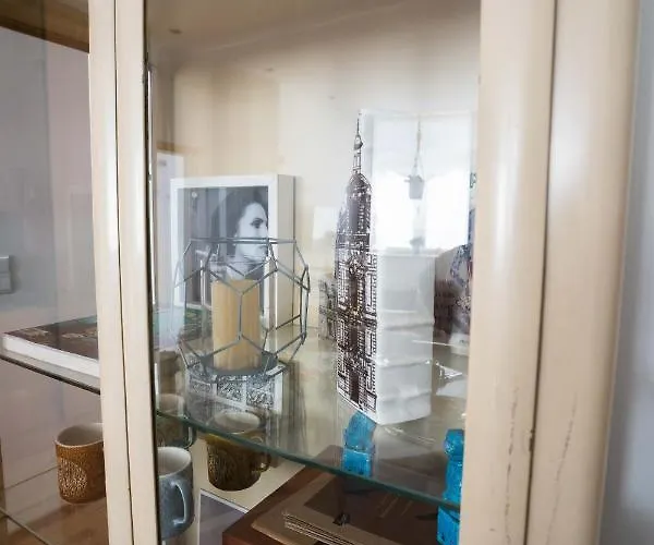 Downtown Relaxed With Private Yard Apartment *