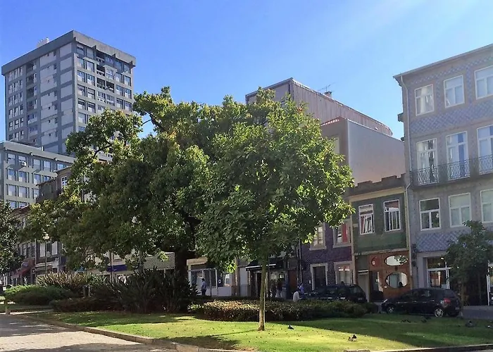 Downtown Relaxed With Private Yard Daire