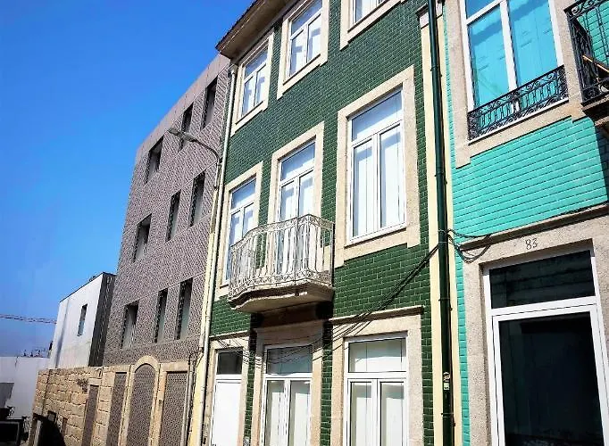 Daire Downtown Relaxed With Private Yard *